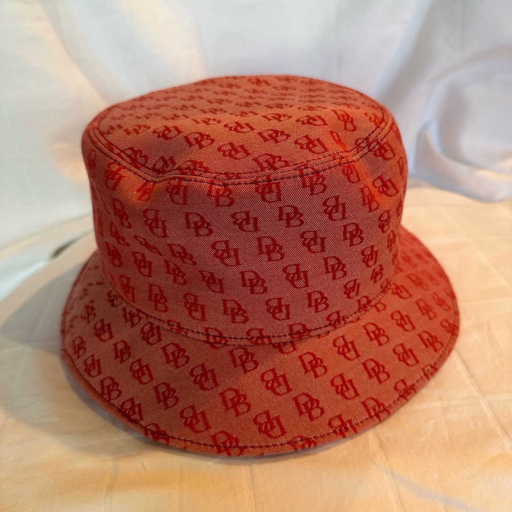 ✨SOLD✨VINTAGE Dooney & Bourke monogram bucket hat